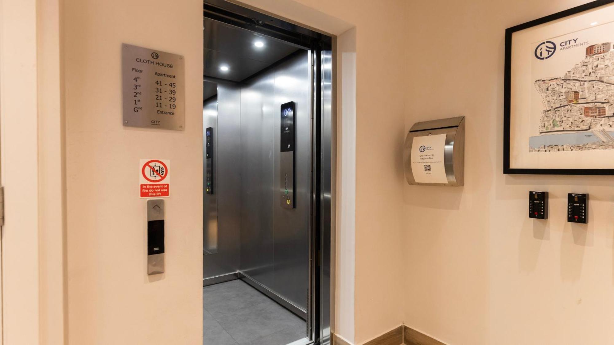 Barbican Serviced Apartments By Lovelystay Λονδίνο Εξωτερικό φωτογραφία